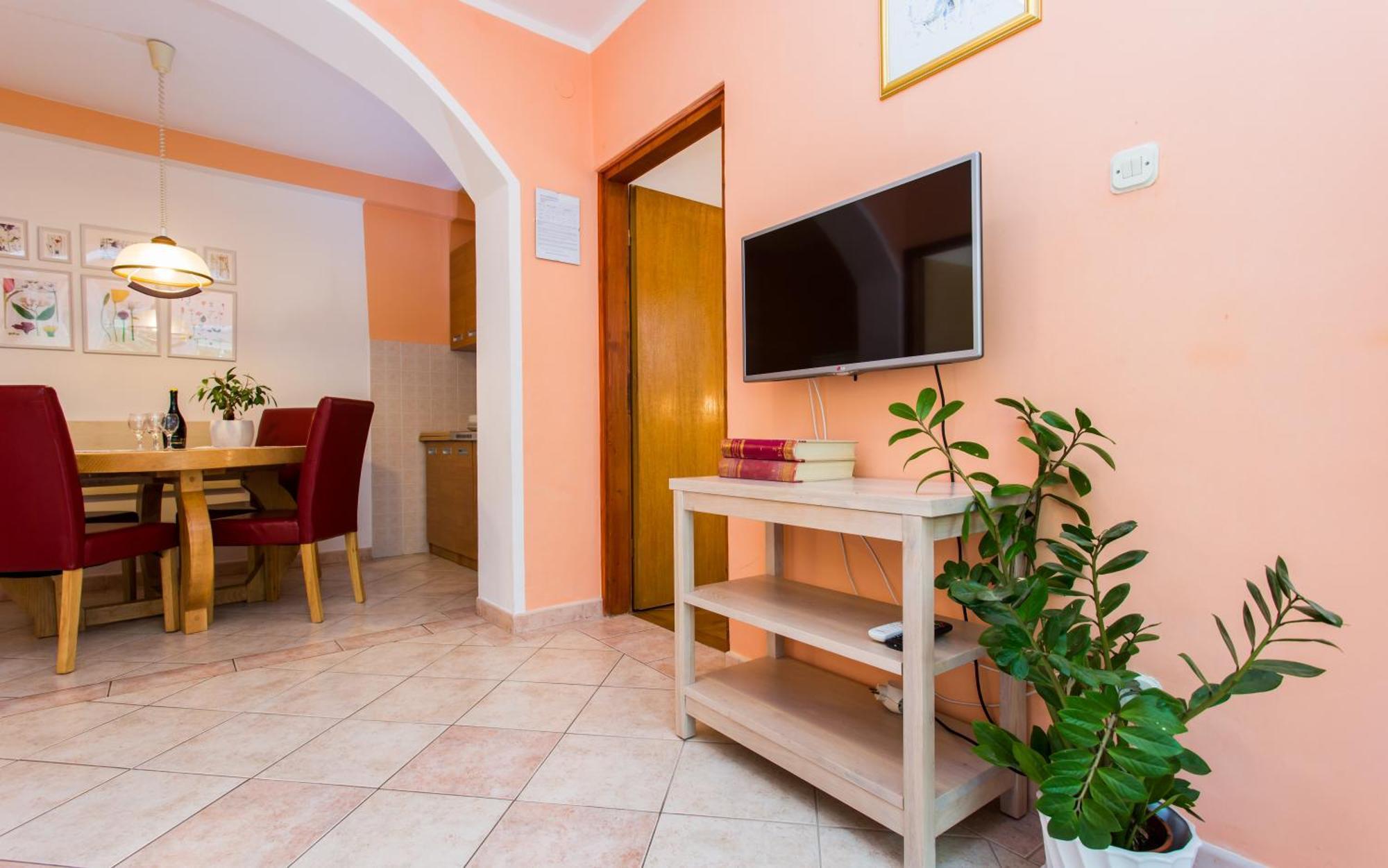 Apartments Luka 3 Башка Екстер'єр фото