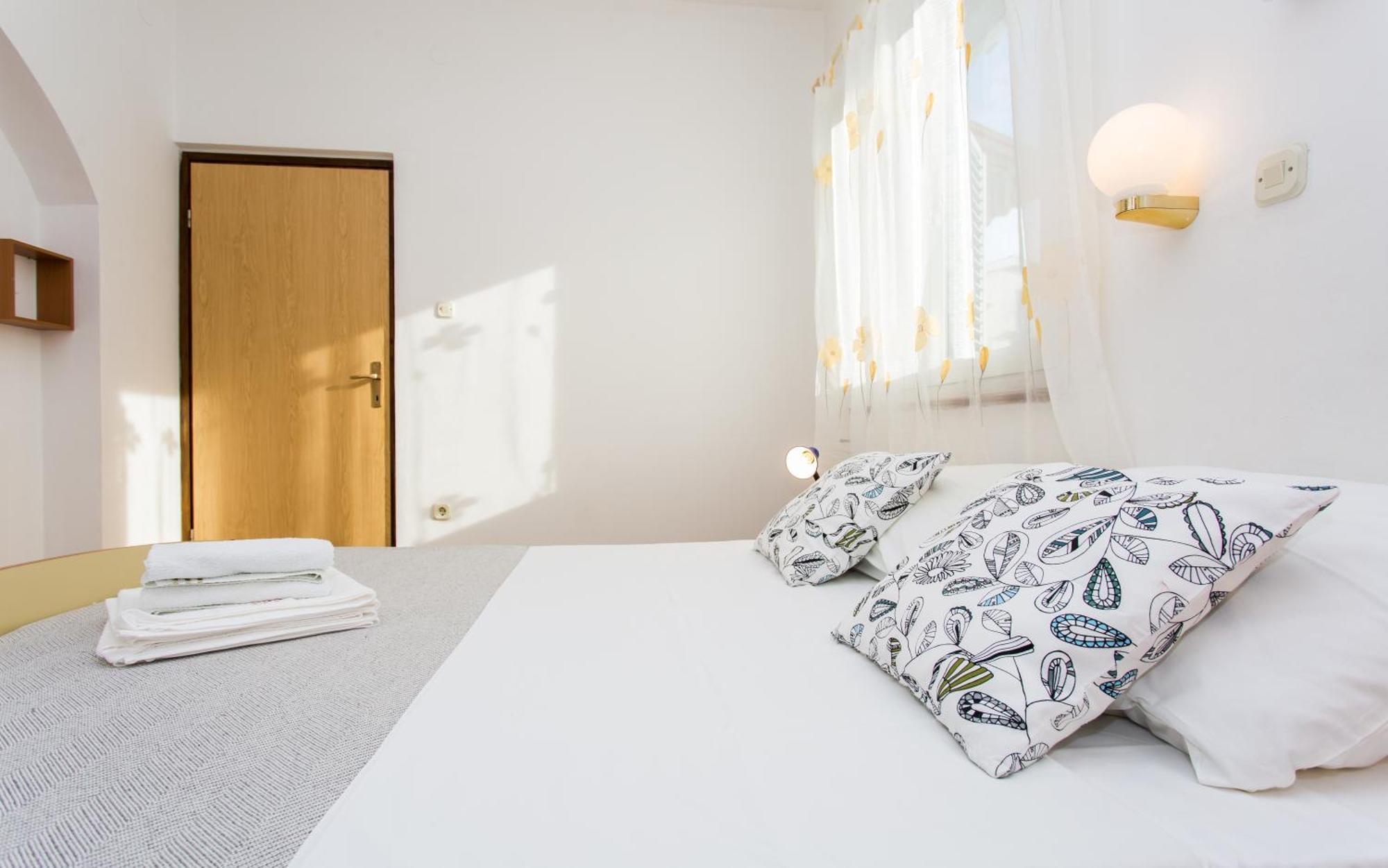 Apartments Luka 3 Башка Екстер'єр фото