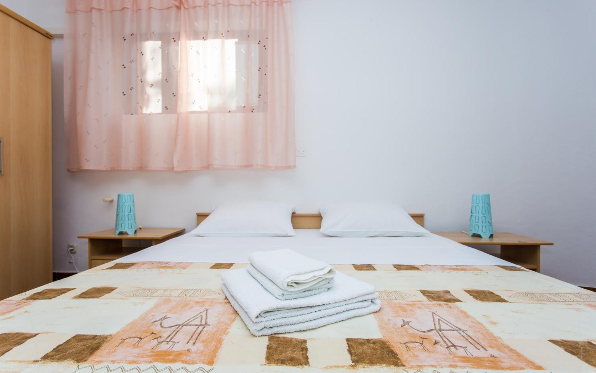 Apartments Luka 3 Башка Екстер'єр фото