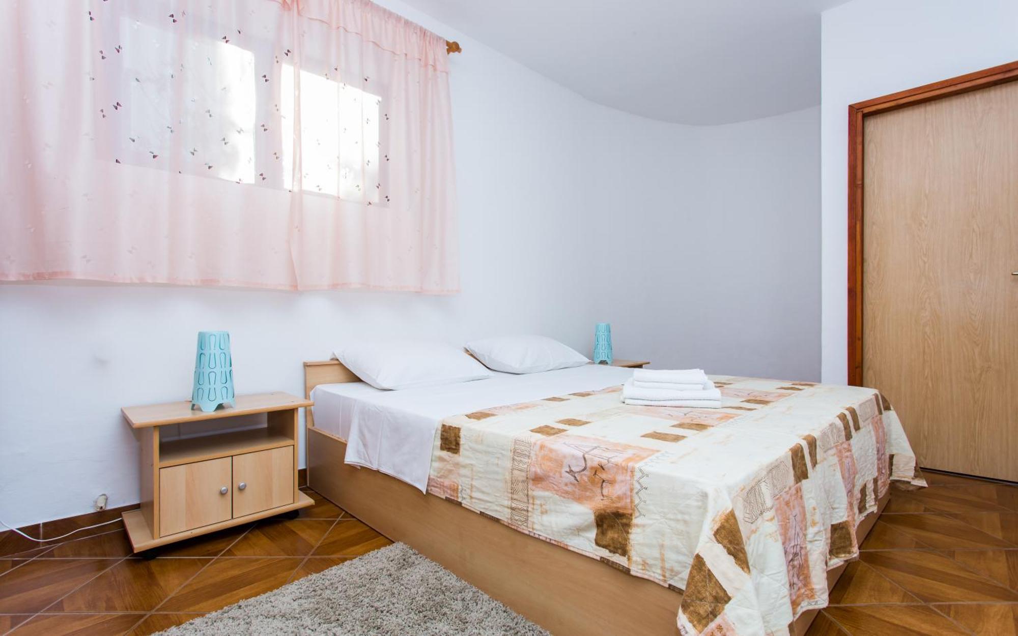 Apartments Luka 3 Башка Екстер'єр фото