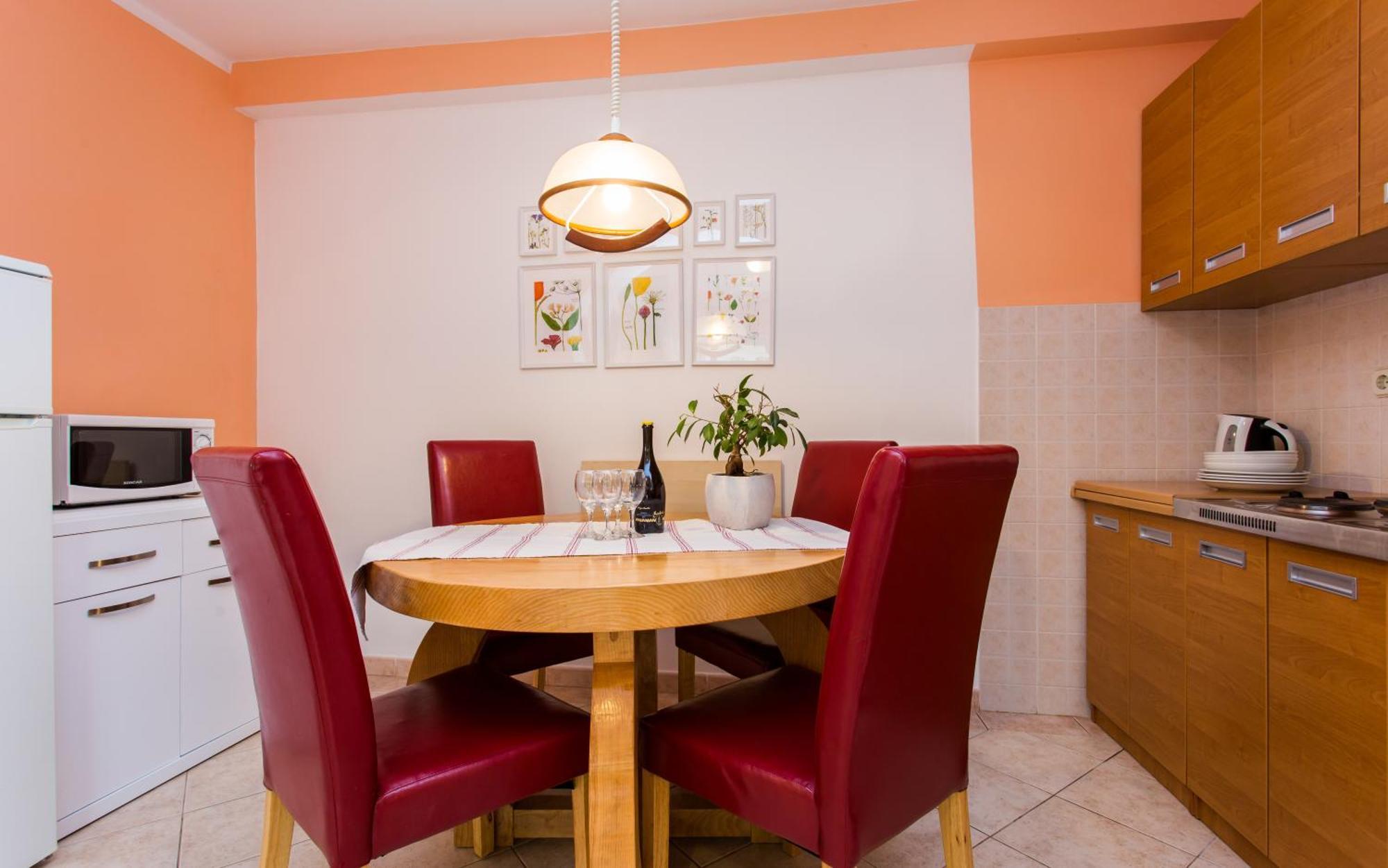 Apartments Luka 3 Башка Екстер'єр фото