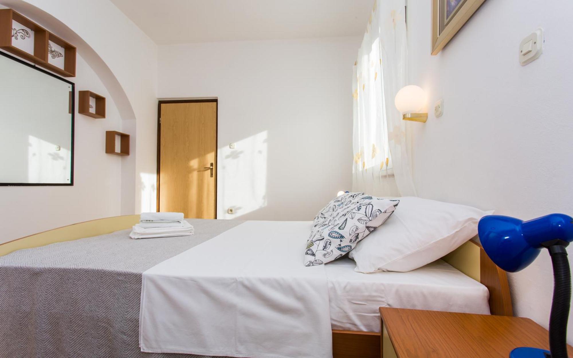Apartments Luka 3 Башка Екстер'єр фото